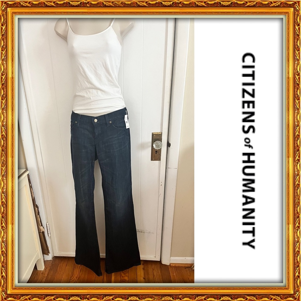 NWT | Citizens of Humanity Low Waist Flare Jeans!!